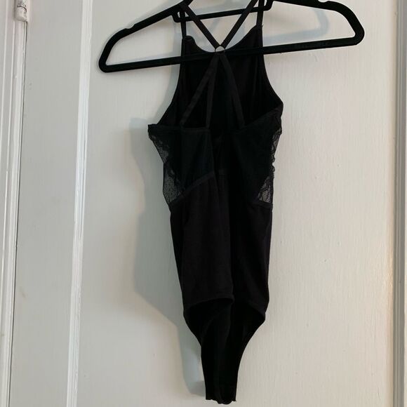 Tahari High Neck Cutout Bodysuit - Picture 3 of 5